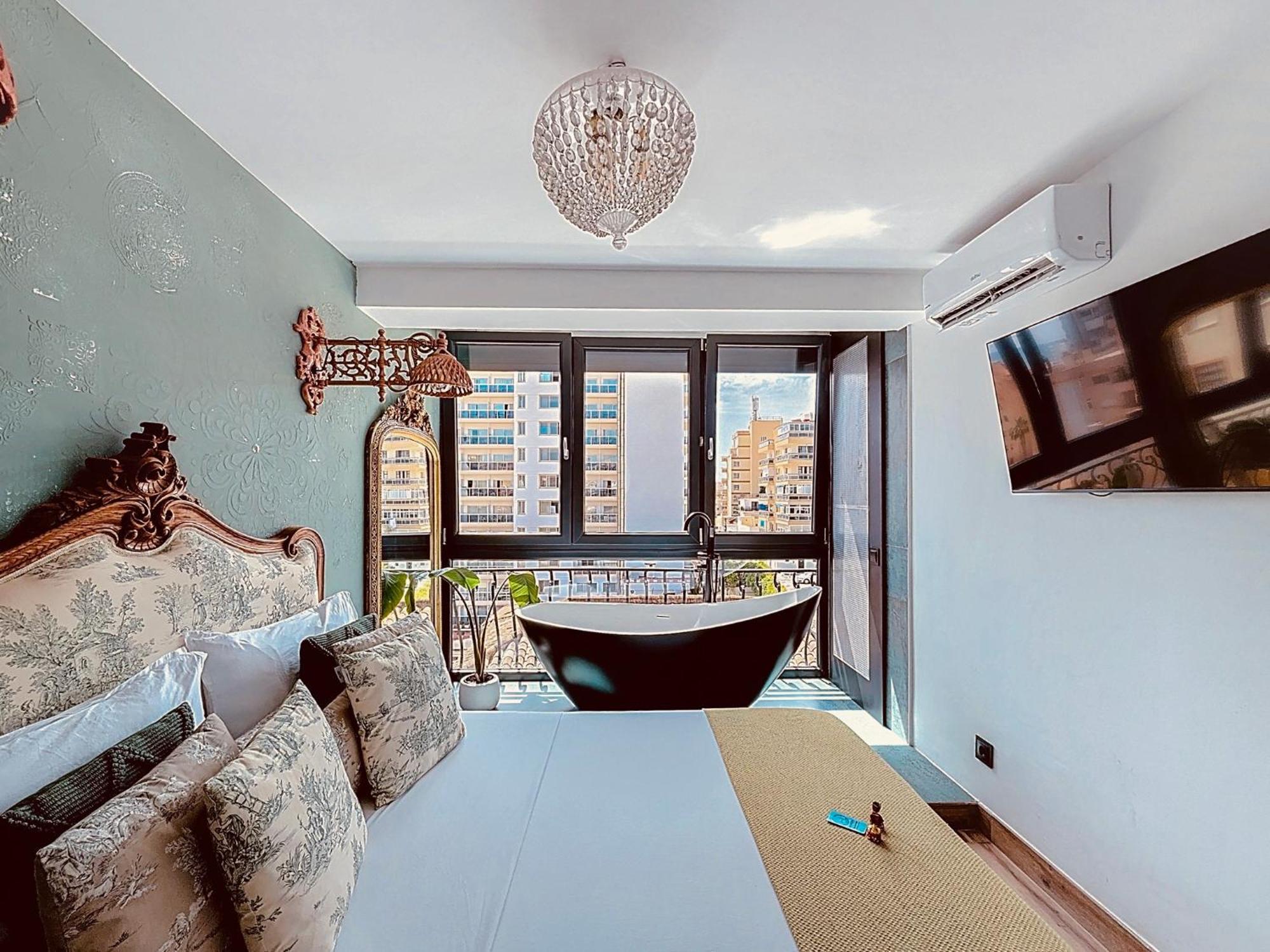 Alhambra Deco Homtels Appartement Torremolinos Buitenkant foto