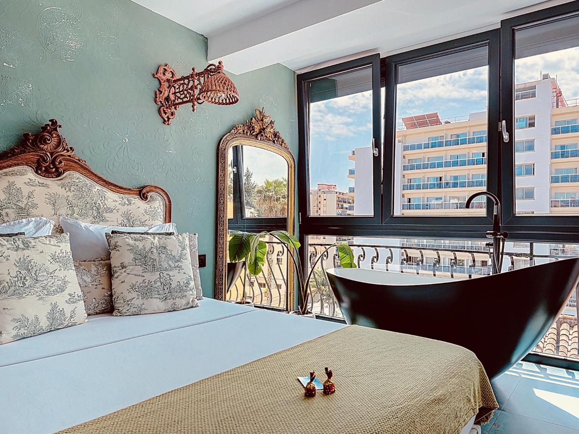Alhambra Deco Homtels Appartement Torremolinos Buitenkant foto